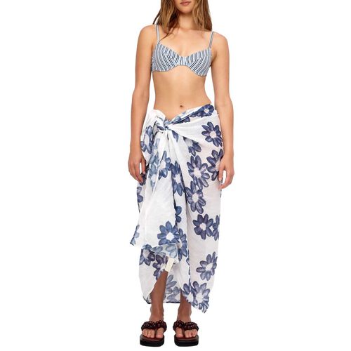 Zulu & Zephyr Blue Flower Ramie Sarong
